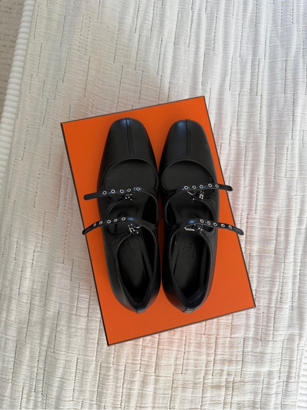 Hermes Lillia Flats